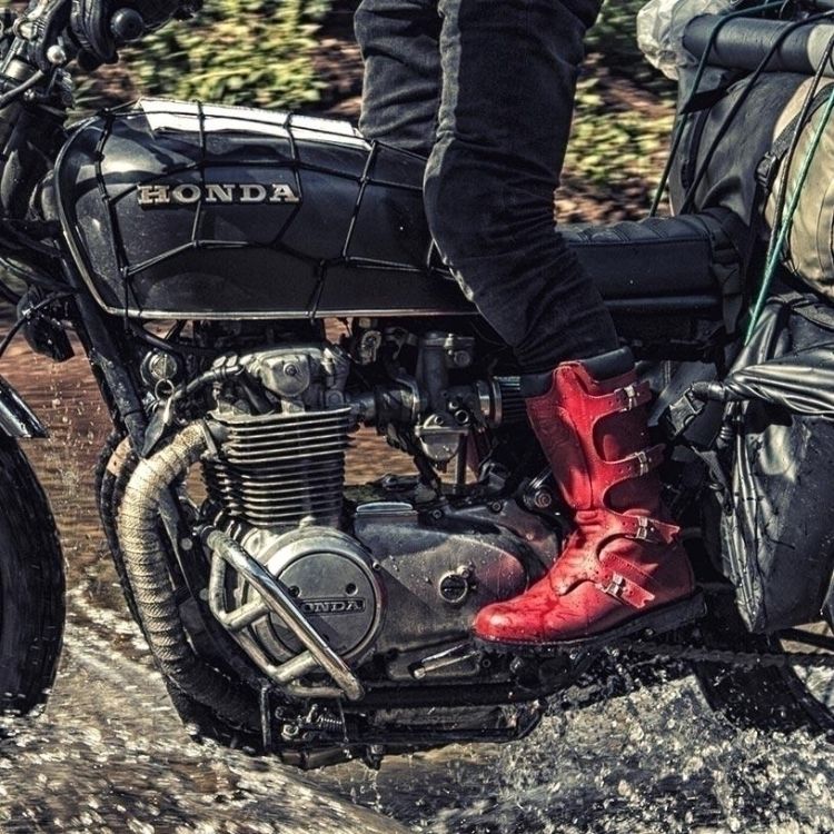 CONTINENTAL RED ROSSO Armoured Motorcycle Shoes