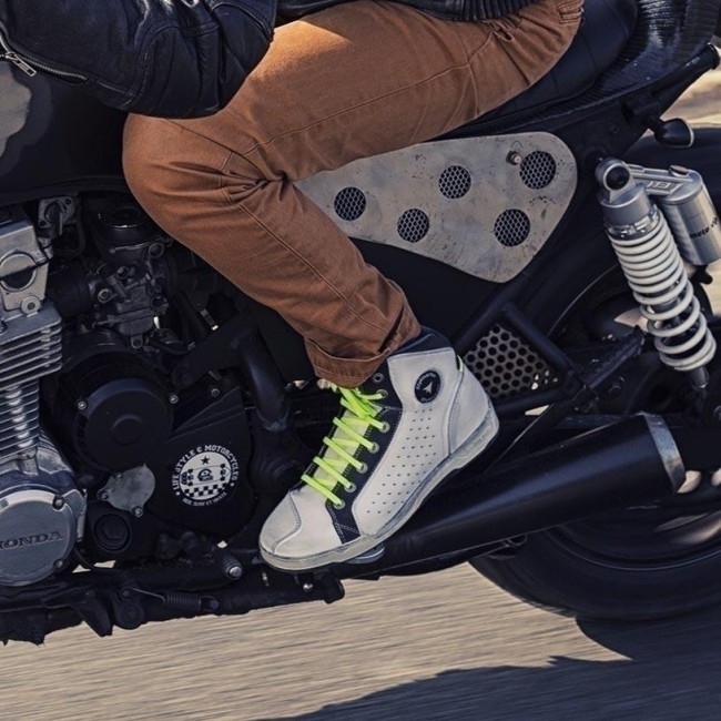 Sector Bianco Armoured Motorcycle Shoes - Thumbnail